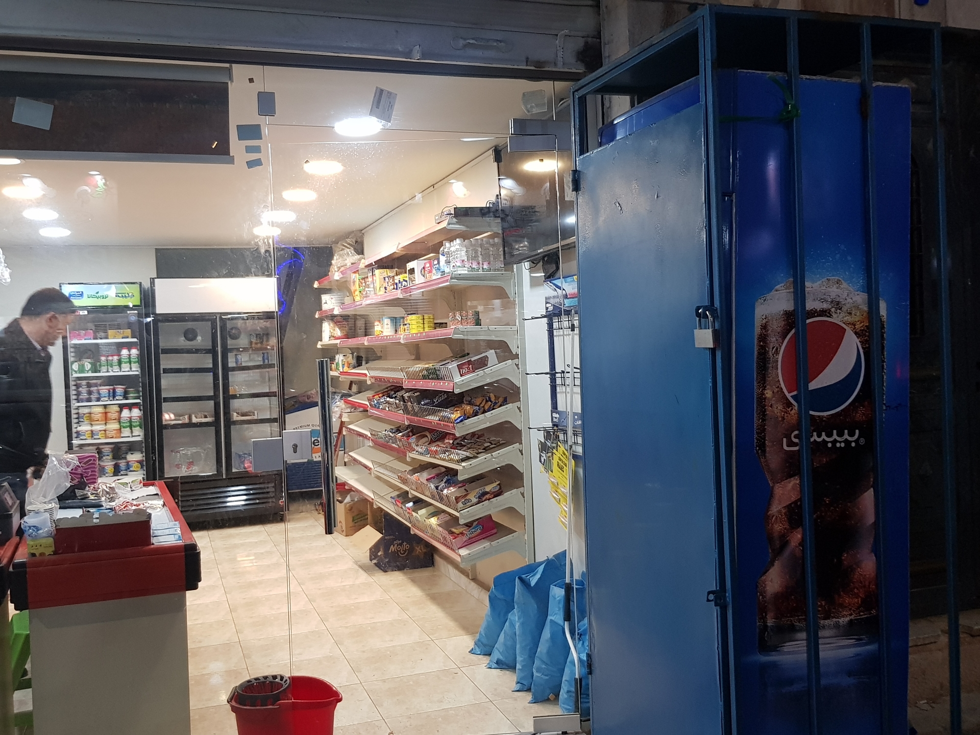 سوبر ماركت في الهاشمي الشمالي بموقع مميز بسعر مغري
لا تنسَ أنك شاهدت هذا الإعلان في عنكبوت
سو...