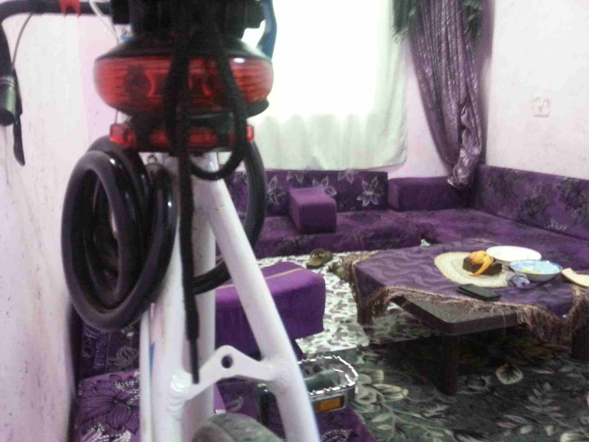 . بسكليت سبق نوع BemocoD عدد 2 المنيوم جنط 27 غيارات شيمانو عجال فك سريع هيكل ال
لا تنسَ أنك شاهدت هذا الإعلان في عنكبوت...