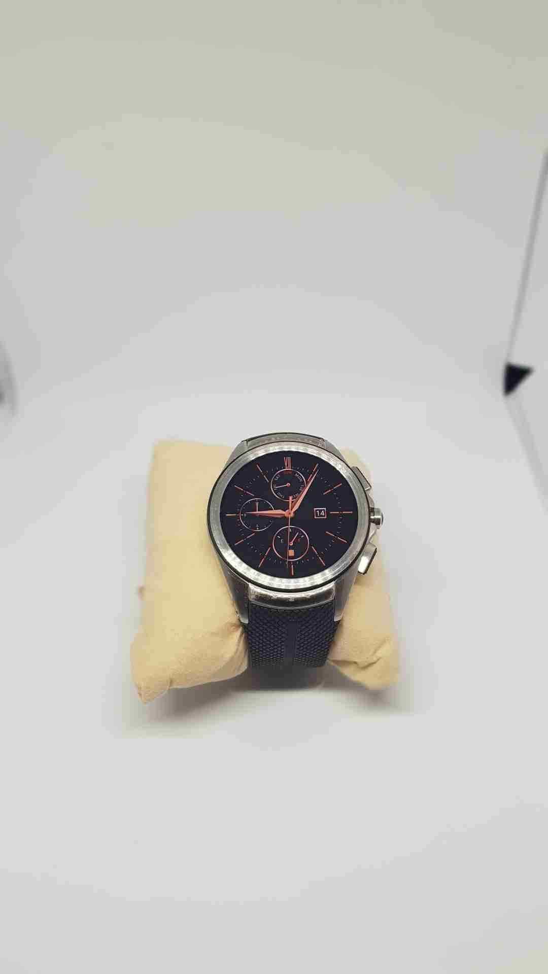 LG URBANE 2 SMART WATCH
display unit
لا تنسَ أنك شاهدت هذا الإعلان في عنكبوت
LG URBANE 2 SMA...