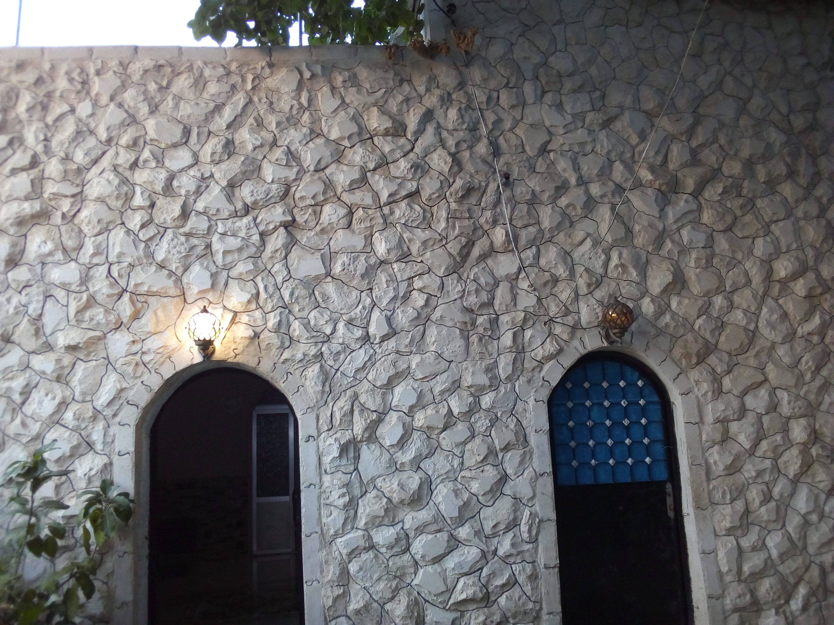 بيت 130م مشحف على ارض 220م في ناعور البلد خلف البلدية
لا تنسَ أنك شاهدت هذا الإعلان في عنكبوت...