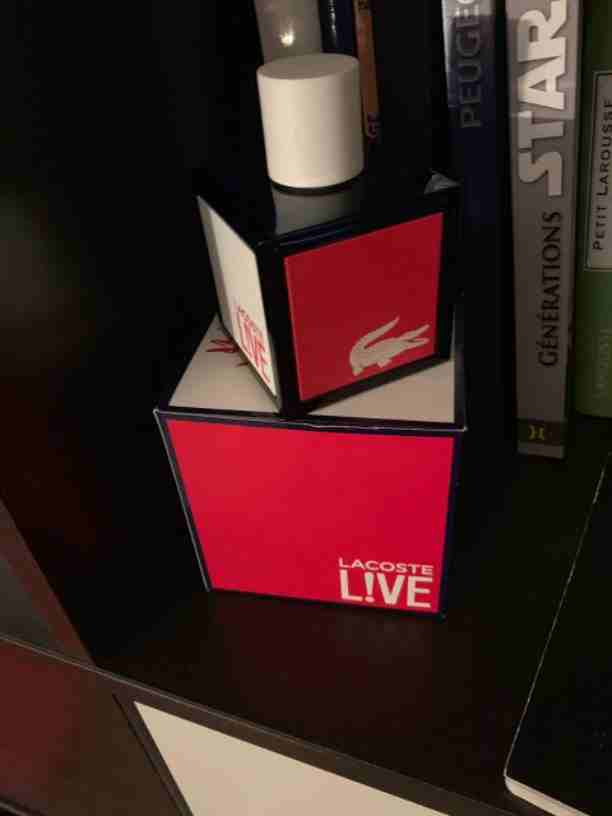 ليش تشتري عطر بسعر خيالي
وعنا نفس الأصلي 100% مكفول لمدة اسبوع👍👍

جميع العطور من بلد المنشأ الأصلي.. لا نتعامل بالتقليد 

هدية حلوة وفخمة.... اطلبها هدية والتزبيط علينا

ابتداءا من 30 دينار.. والتأك...