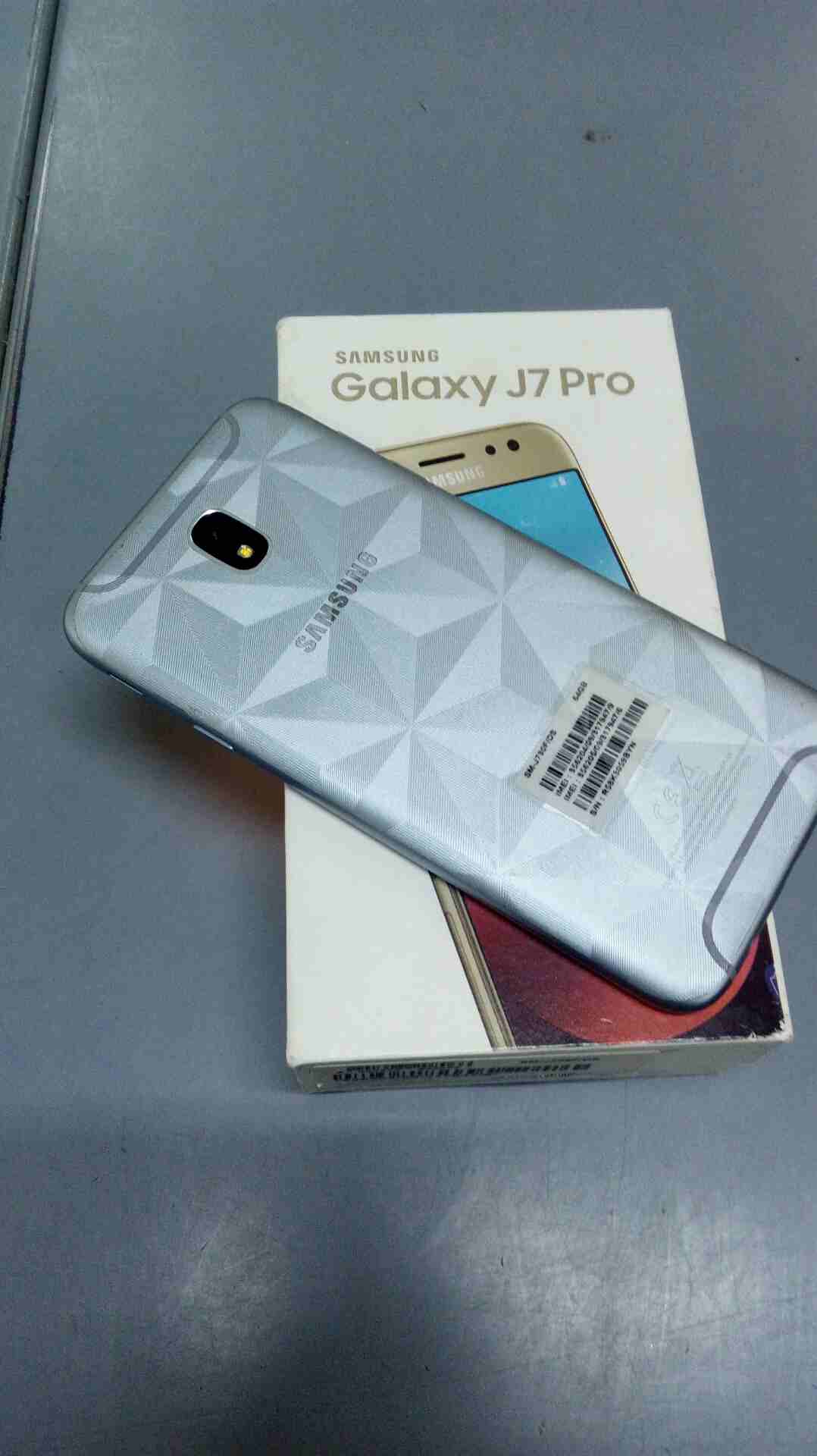 samsung j7 pro
لا تنسَ أنك شاهدت هذا الإعلان في عنكبوت
samsung j7 pro silver blue 64gb
only 8 da...
