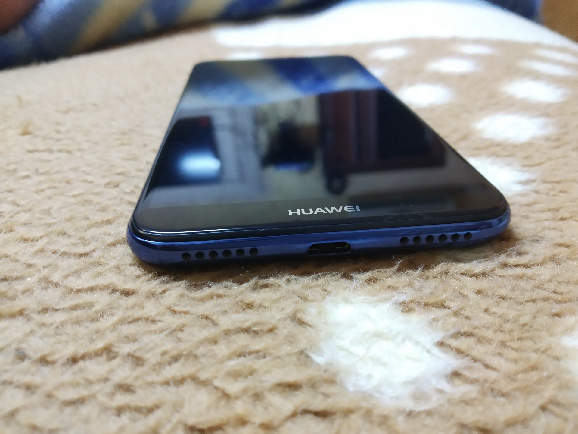 Hawaii Y6 prime 2018
لا تنسَ أنك شاهدت هذا الإعلان في عنكبوت
جهاز خطين بمواصفات عالية.. حال ا...