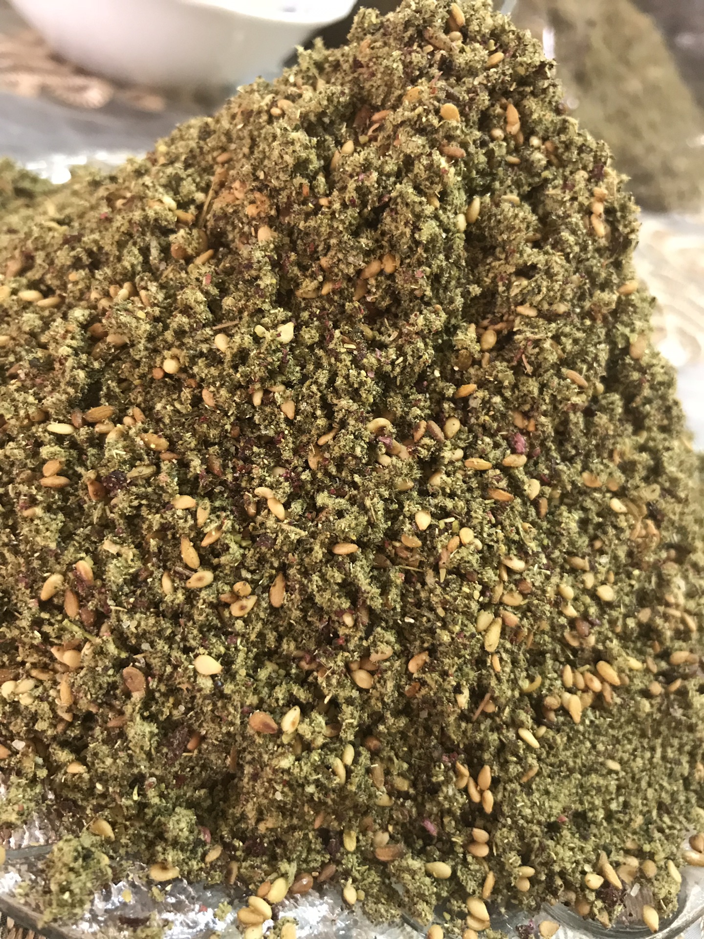 زيت ومقدوس للبيع
لا تنسَ أنك شاهدت هذا الإعلان في عنكبوت
كيلو المقدوس البلدي بجوز وشطة وفليفل...