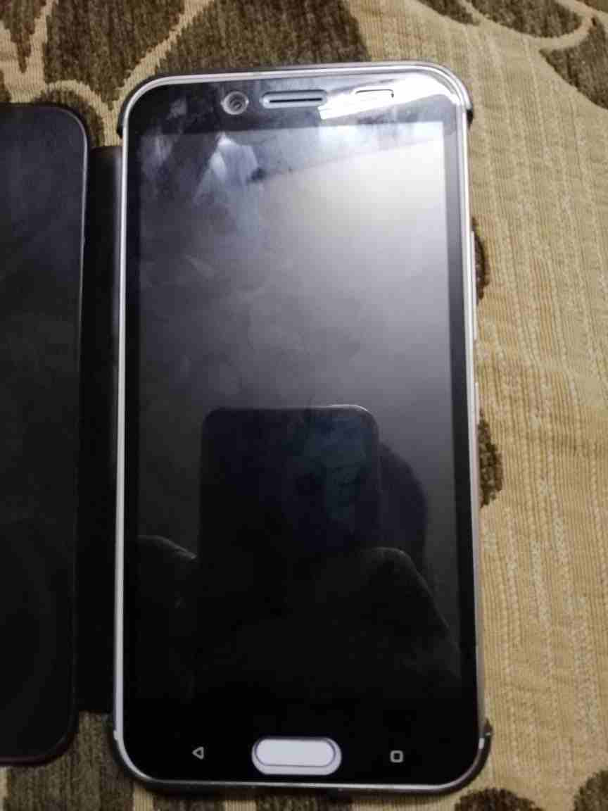 htc 10 evo نظيف
لا تنسَ أنك شاهدت هذا الإعلان في عنكبوت
الجهاز نظيف جدا
لسا تحت الكفالة
مع كامل...