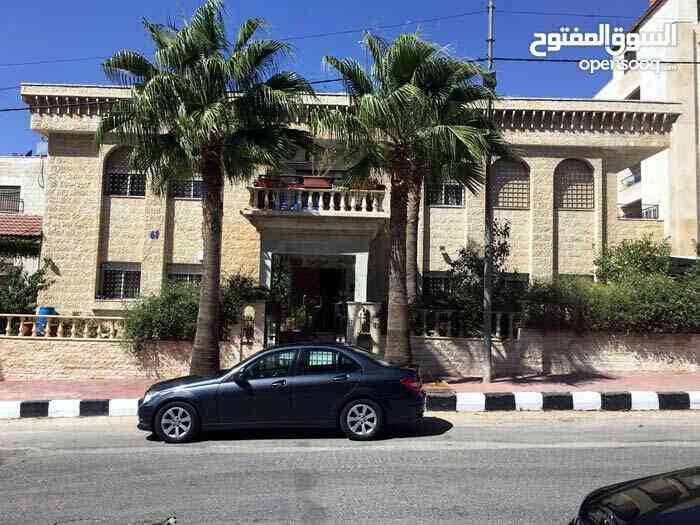 ام اذينه فيلا مستقله موقع مميز ارض 500م بناء 550م بسعر مغري                                            


	 				لا تنسَ أنك شاهدت هذا الإعلان في عنكبوت...