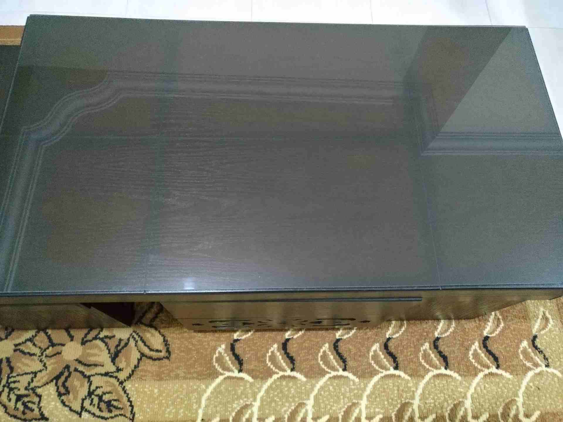 طاولة وسط
لا تنسَ أنك شاهدت هذا الإعلان في عنكبوت
طاولة وسط
2 طاولة صغير
2 طاولة وسوط
مع جرار...