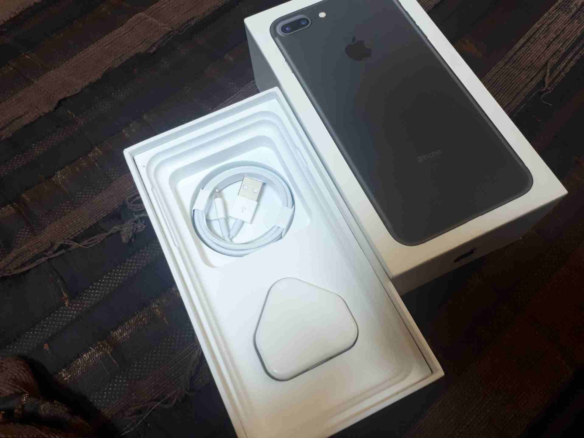 شاحن اصلي تاع الجهاز iphone 7 plas مكفول مش مطيول من الكرتونه
لا تنسَ أنك شاهدت هذا الإعلان في عنكبوت...