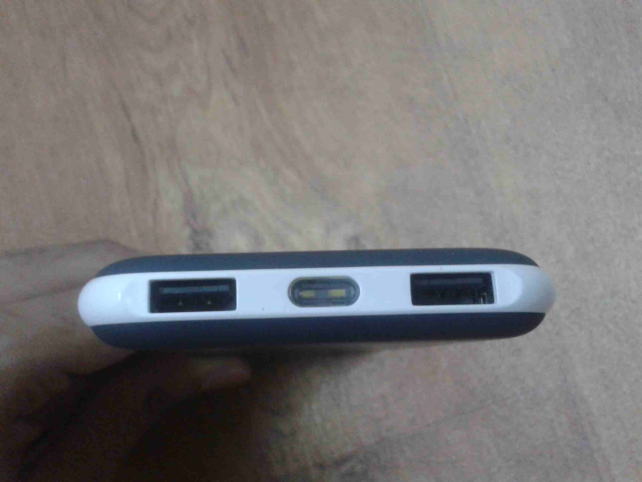شاحن veger power bank 25000 mAh
لا تنسَ أنك شاهدت هذا الإعلان في عنكبوت
*نوع المنتج: شاحن veger p...