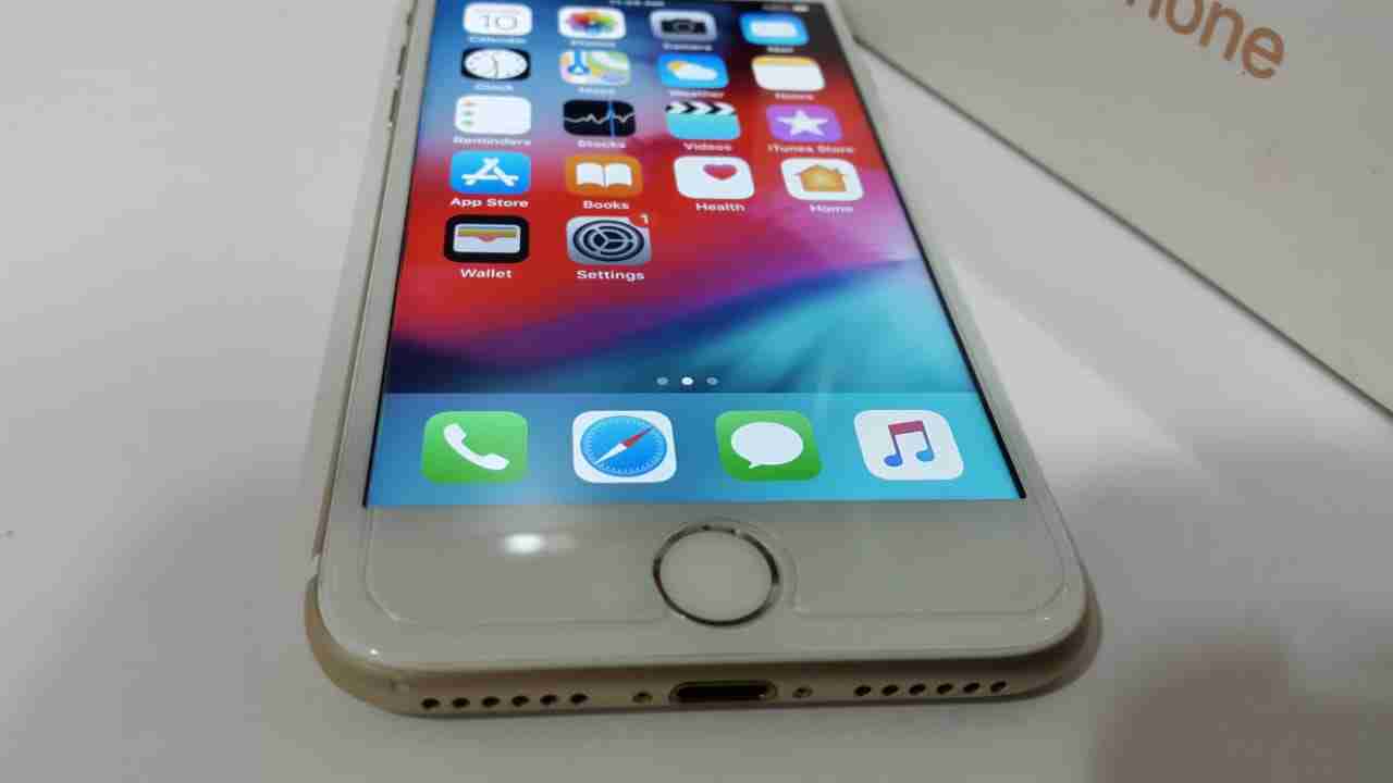 Iphone 7 32 GB ايفون 7 32 جيجا                                            


	 				لا تنسَ أنك شاهدت هذا الإعلان في عنكبوت            
	 				
                                ايفون 7 32 جيجا بحاله...