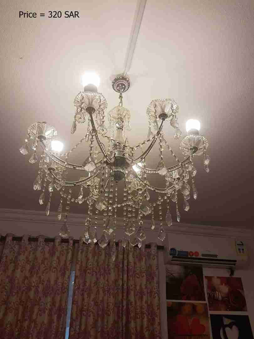 Chandelier for sale - نجفات للبيع
لا تنسَ أنك شاهدت هذا الإعلان في عنكبوت
5 نجفات للبيع شبه...