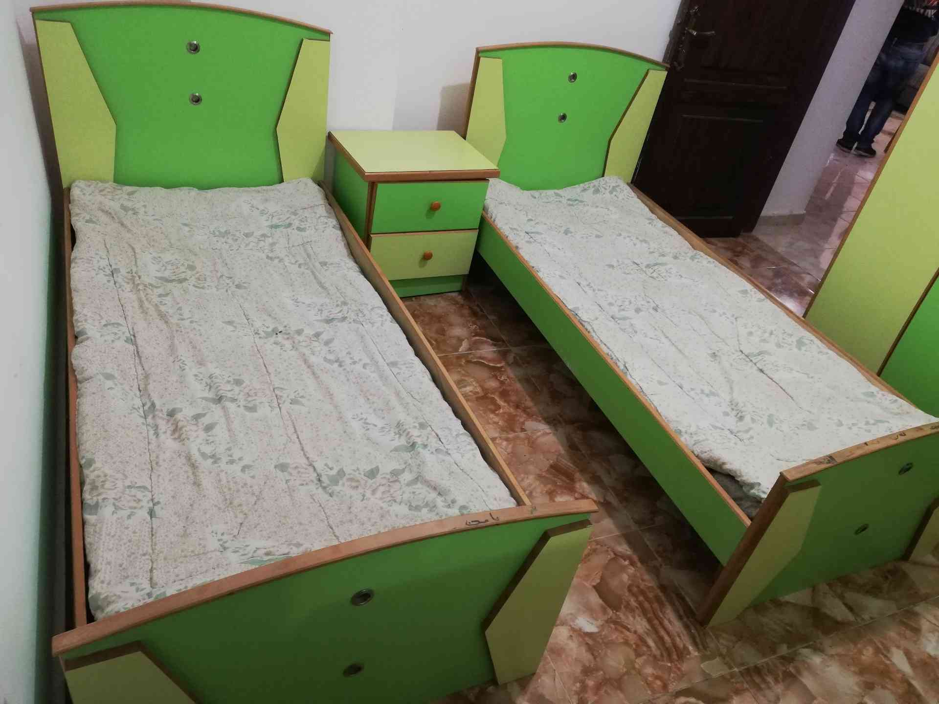 غرفه نوم شبابيه بحاله ممتازه                                            


	 				لا تنسَ أنك شاهدت هذا الإعلان في عنكبوت            
	 				
                                غرفه نوم شبابيه بحاله مم...