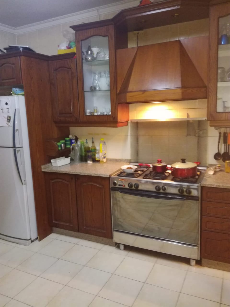 دوار السابع شقه للبيع بسعر مغري
لا تنسَ أنك شاهدت هذا الإعلان في عنكبوت
بجانب نادي السيارات ا...