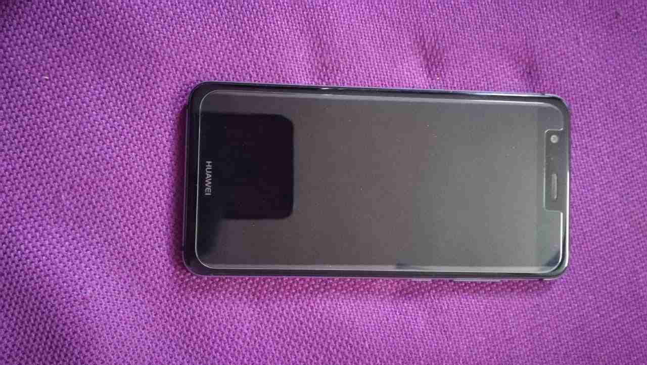 HUAWEI  P 10  LITE                                            


	 				لا تنسَ أنك شاهدت هذا الإعلان في عنكبوت            
	 				
                            معاه  كرتونه   وشاحن   وباك كفر   ولزق...