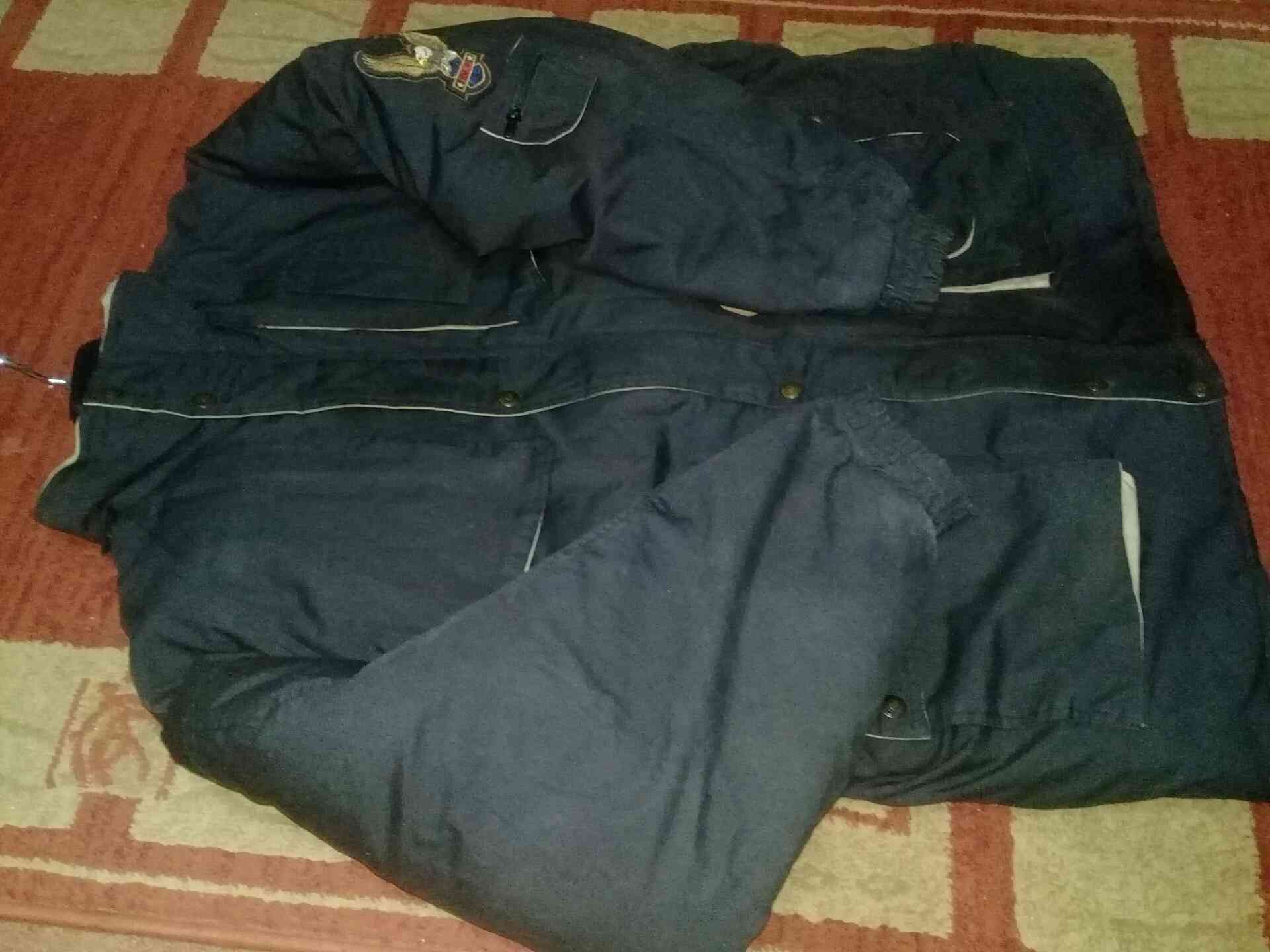 جاكيت اسود طويل من امريكا                                            


	 				لا تنسَ أنك شاهدت هذا الإعلان في عنكبوت            
	 				
                                جاكيت اسود طويل من امريكا...
