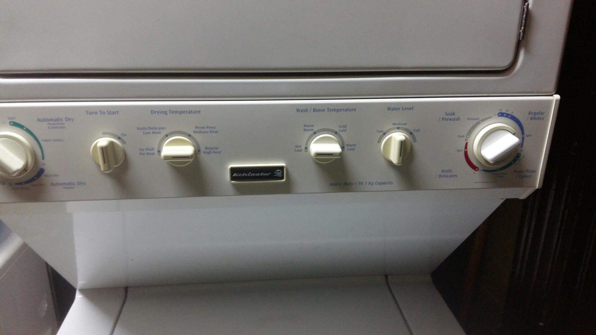 غسالة بحالة جيدة نوع kelvinator  امريكي                                            


	 				لا تنسَ أنك شاهدت هذا الإعلان في عنكبوت            
	 				
                                غسالة تب نظاف...