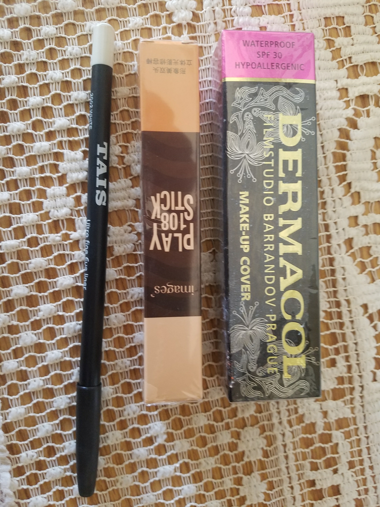 كريم Dermacol 30g و كريم برونزر للبيع مع هدية مجانا
لا تنسَ أنك شاهدت هذا الإعلان في عنكبوت
ك...
