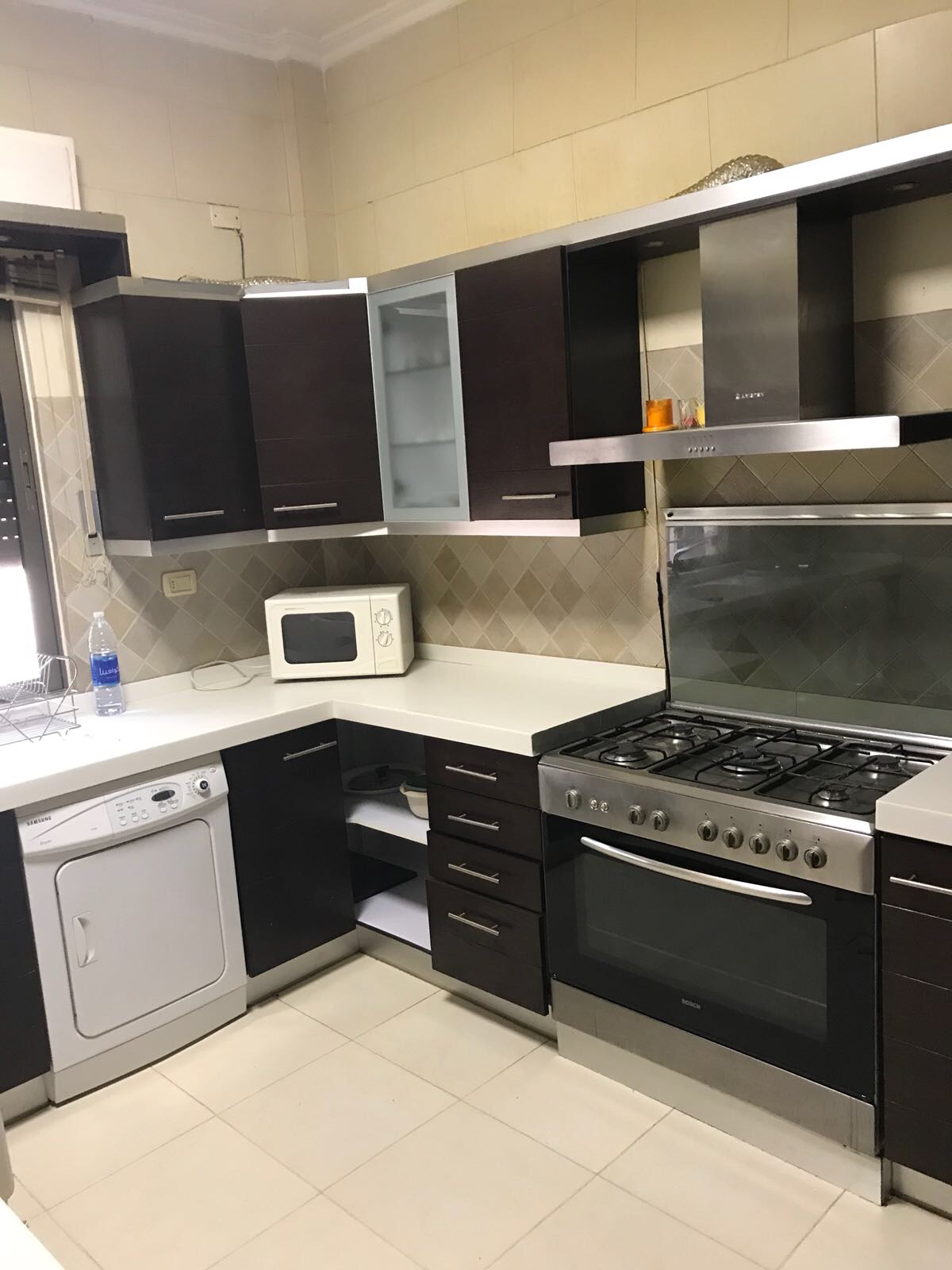 Ground Floor apartment for sale in Amman
لا تنسَ أنك شاهدت هذا الإعلان في عنكبوت
شقة ارضي184...
