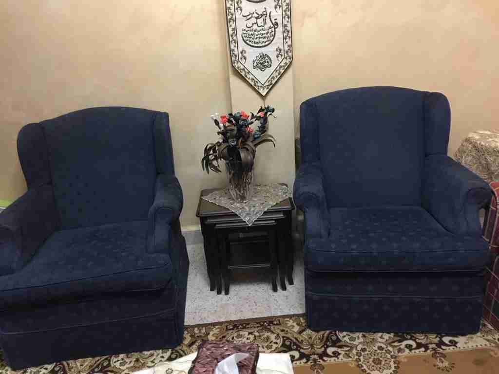 طقم كنب للبيع
لا تنسَ أنك شاهدت هذا الإعلان في عنكبوت
مستعمل نظيف...