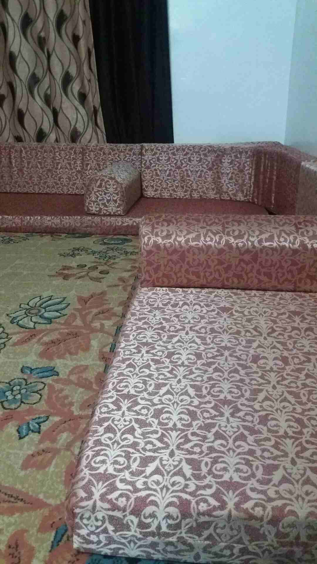 جلسة عربية ضغط
لا تنسَ أنك شاهدت هذا الإعلان في عنكبوت
4 فرشات وزواية ومراكي ومساند...