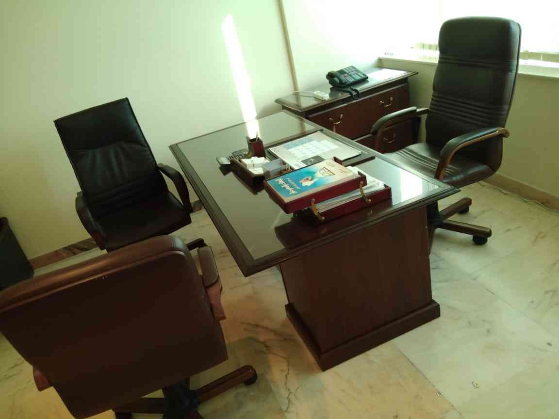 Office Furniture in good condition
لا تنسَ أنك شاهدت هذا الإعلان في عنكبوت
We are selling num...
