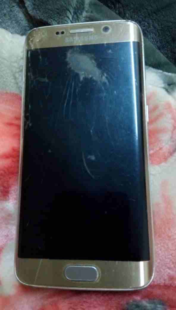 للبيع جالكسي 6s                                            


	 				لا تنسَ أنك شاهدت هذا الإعلان في عنكبوت            
	 				
                            للبيع جالكسي 6s الذاكره الداخليه كما موضح...