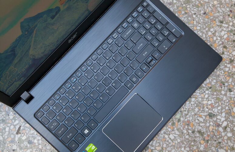 لاب توب معالج i7 رام 12 جيجا  الجيل السابع للبيع بسعر 480 دينار                                            


	 				لا تنسَ أنك شاهدت هذا الإعلان في عنكبوت...