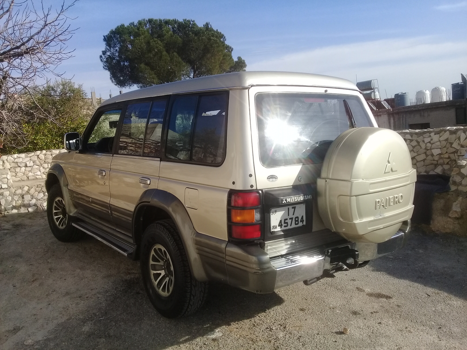جيب ميتسوبيشي باجيرو بحاله ممتازه 4x4                                            


	 				لا تنسَ أنك شاهدت هذا الإعلان في عنكبوت            
	 				
                                متسوبيشي باجيرو...