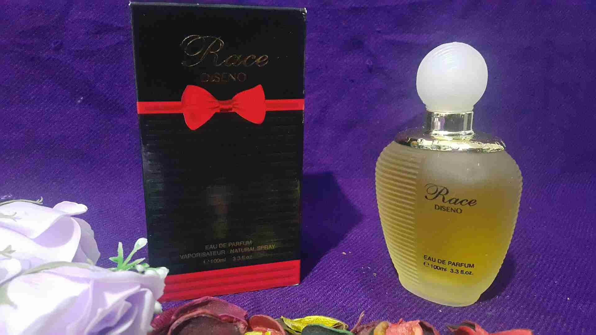 عطور للبيع واصل لباب البيت
لا تنسَ أنك شاهدت هذا الإعلان في عنكبوت
عطور خليجية و اجنبية
روائ...