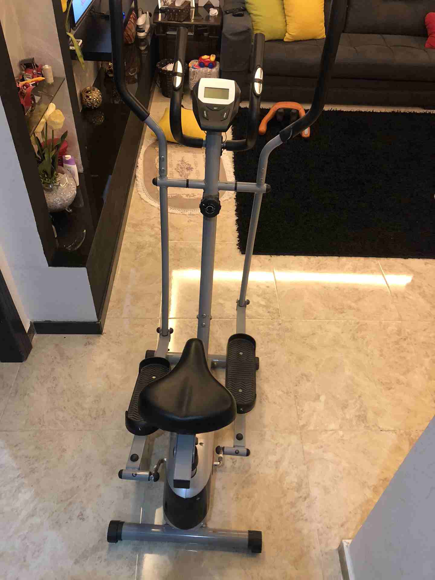 بسكليت رياضة                                            


	 				لا تنسَ أنك شاهدت هذا الإعلان في عنكبوت            
	 				
                            بسكليت رياضة اوروبي المنشا ماركة home fitnes...