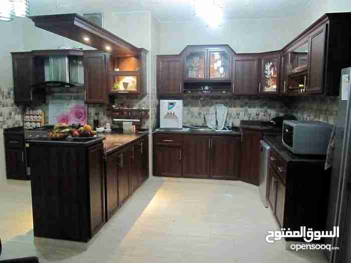 صيانه اباجورات وشبابيك ومطابخ الالمنيوم وتغيير المناخل                                            


	 				لا تنسَ أنك شاهدت هذا الإعلان في عنكبوت...