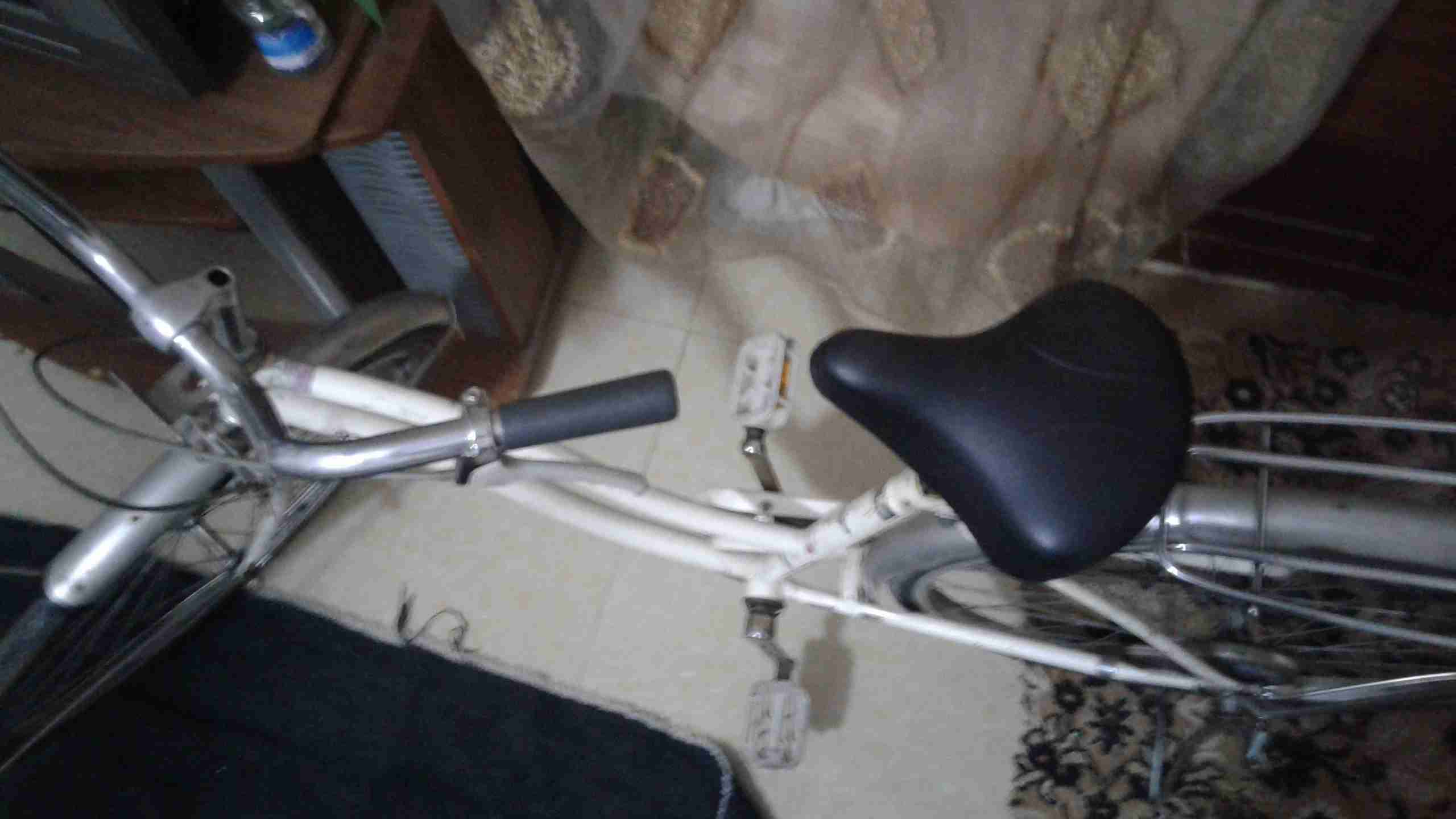 دراجه هوائيه
لا تنسَ أنك شاهدت هذا الإعلان في عنكبوت
دراجه هوائية للبيع...