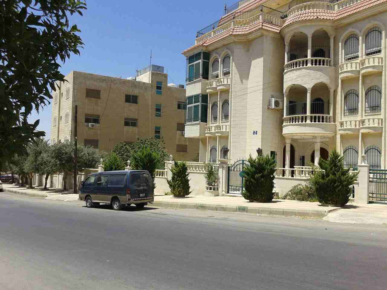 عماره 1040م في عمان شارع الاذاعه والتلفزيون                                            


	 				لا تنسَ أنك شاهدت هذا الإعلان في عنكبوت            
	 				
                            عمار للبيع شا...