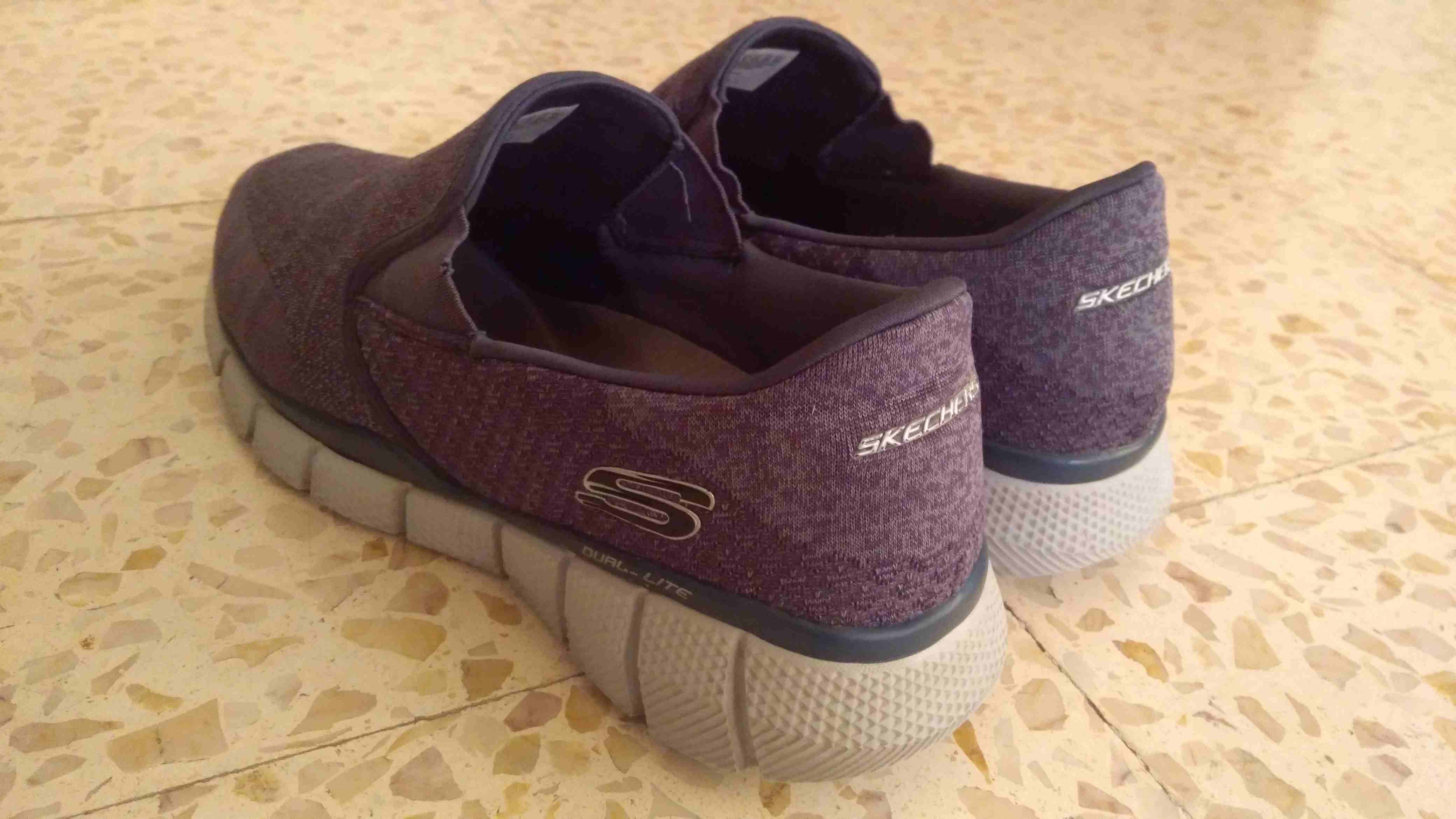 بوت Skechers نمرة 44 للبيع
لا تنسَ أنك شاهدت هذا الإعلان في عنكبوت
بوت skechers نمرة 44 خفيف و مر...