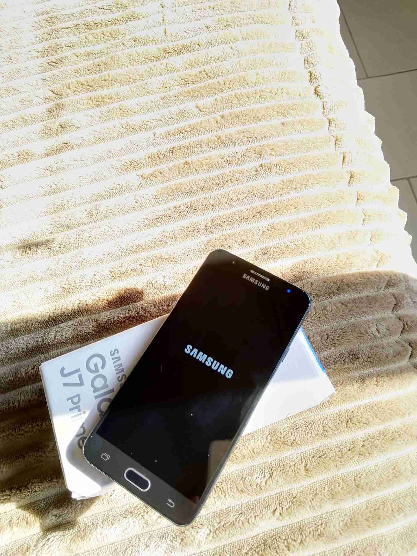 جالكسي j7 prime
لا تنسَ أنك شاهدت هذا الإعلان في عنكبوت
جهاز ممتاز ما في اي مشاكل
بصمة
ذاكرة...