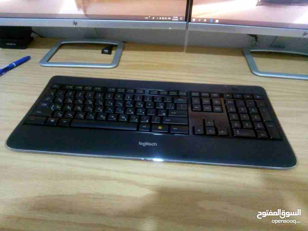 Logitech K800 Wireless Illuminated Keyboard كيبورد لوجيتيك
لا تنسَ أنك شاهدت هذا الإعلان في عنكبوت...