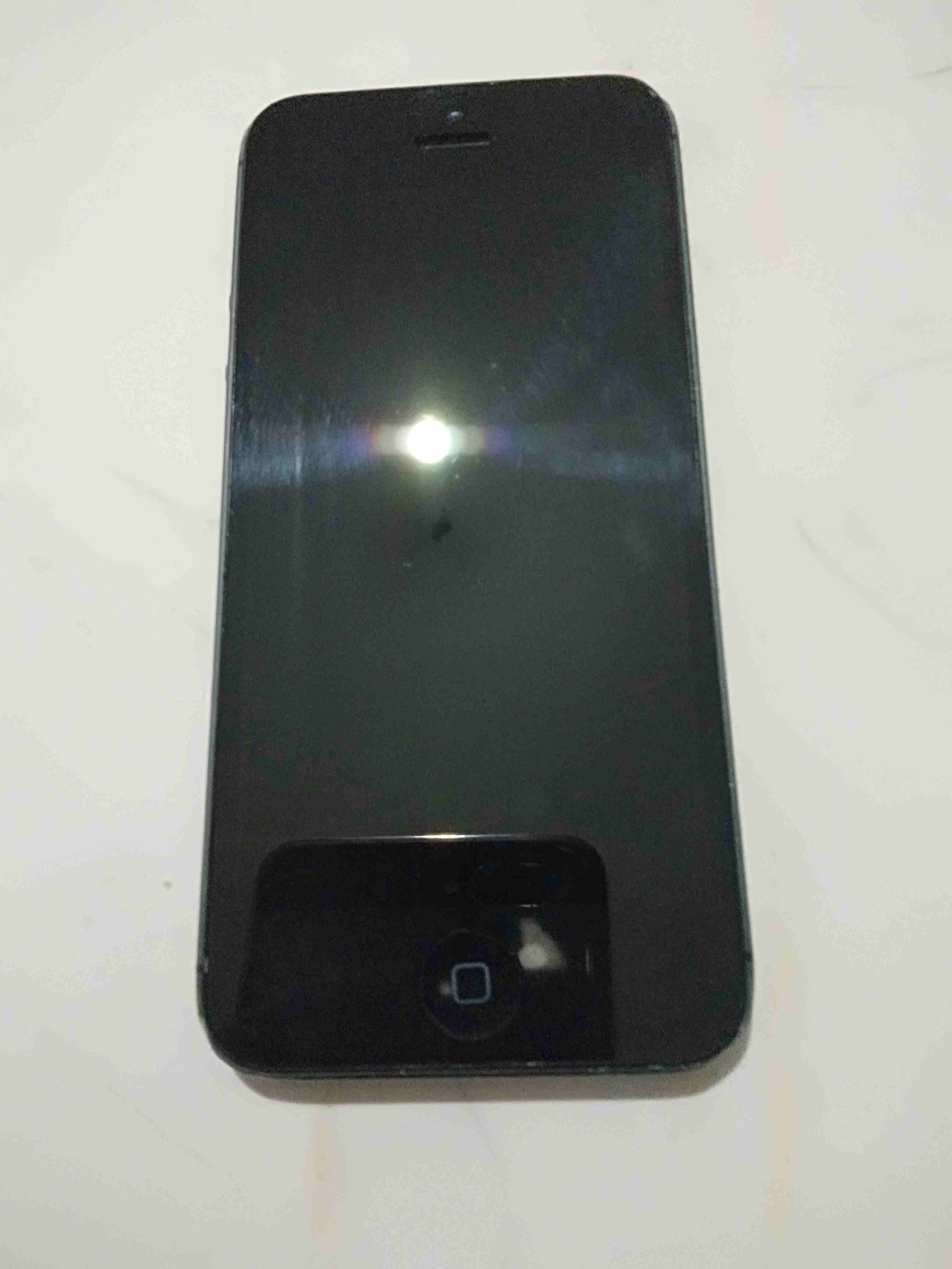 iPhone 5 ايفون 5                                            


	 				لا تنسَ أنك شاهدت هذا الإعلان في عنكبوت            
	 				
                            جهاز نضيف ما معو شي...
