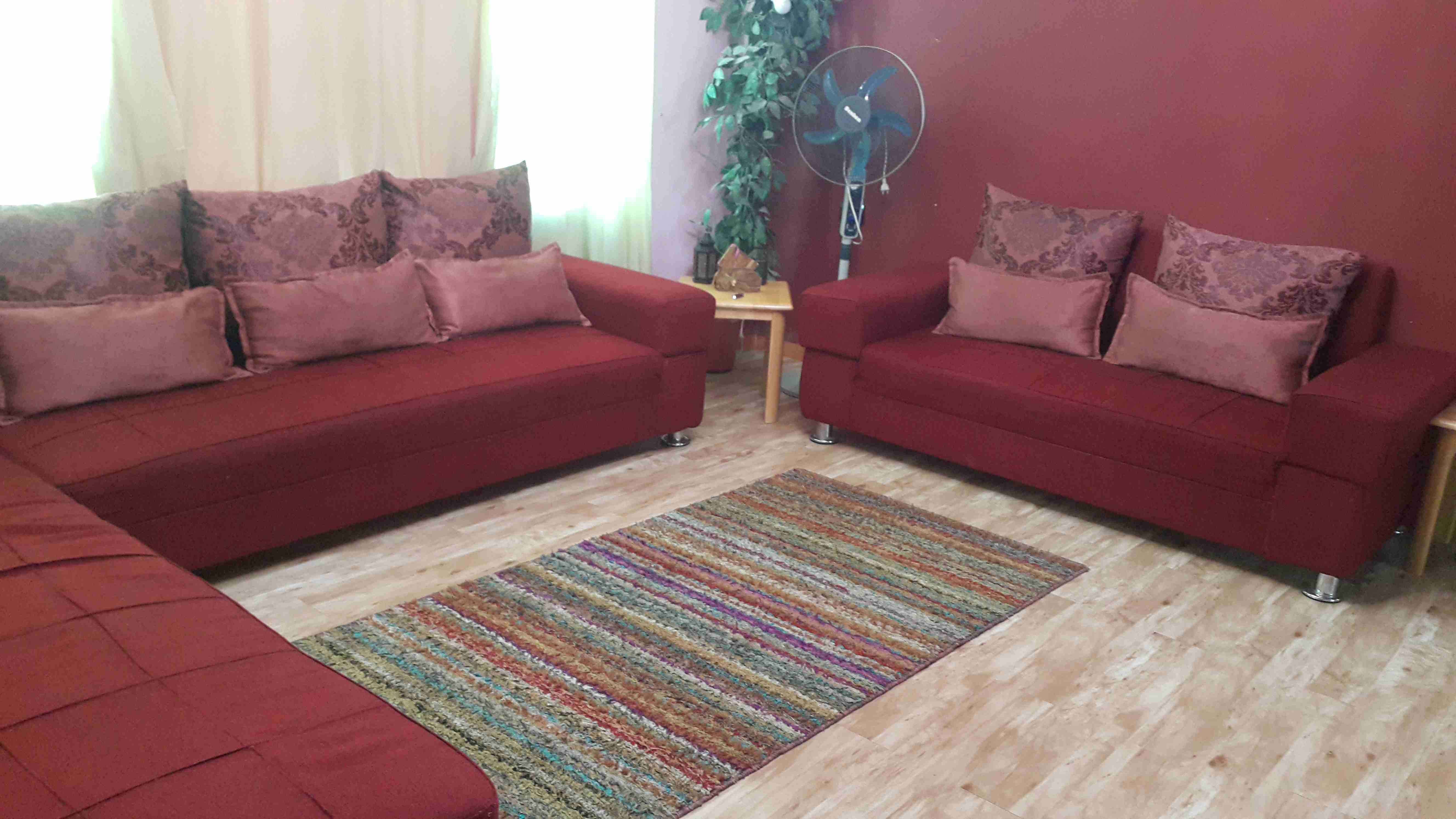 كورنر لون خمري                                            


	 				لا تنسَ أنك شاهدت هذا الإعلان في عنكبوت            
	 				
                            كورنر لون خمري 8 مقاعد تفصيل بحالة الوكالة...
