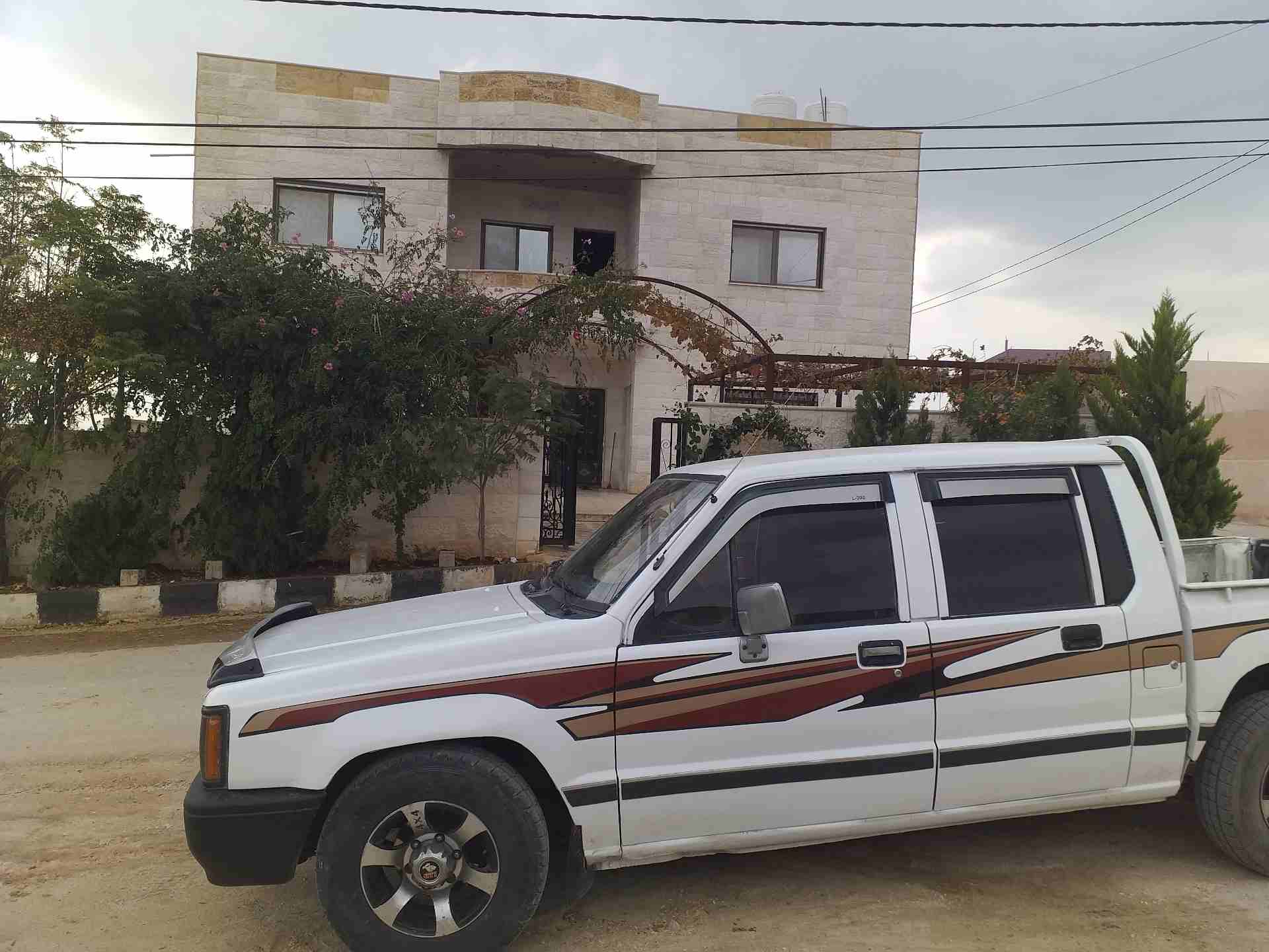 بكم متسوبيشي (94) بحالة جيدة جدا
لا تنسَ أنك شاهدت هذا الإعلان في عنكبوت
بكم متسوبيشي موديل 94 ل...