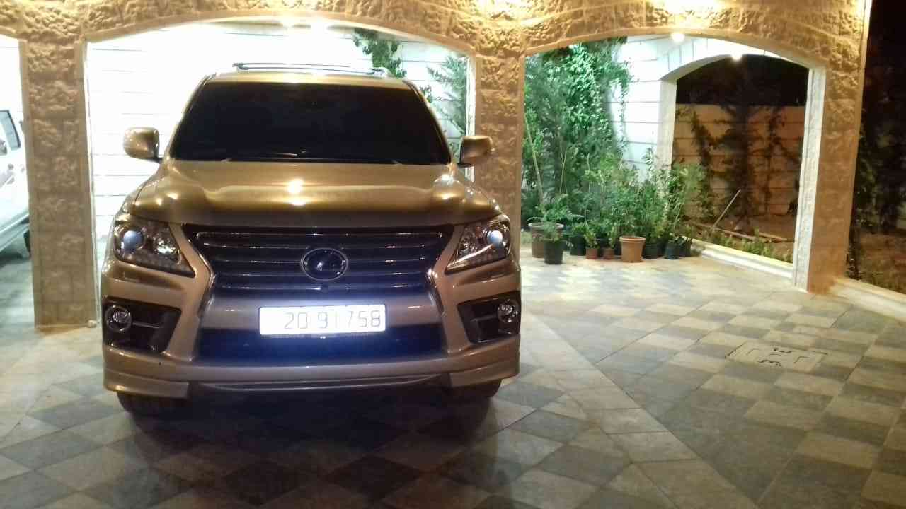 جيب لكزس LX570 2013                                            


	 				لا تنسَ أنك شاهدت هذا الإعلان في عنكبوت            
	 				
                                جيب لكزس lx 570 موديل 2013 لون شم...