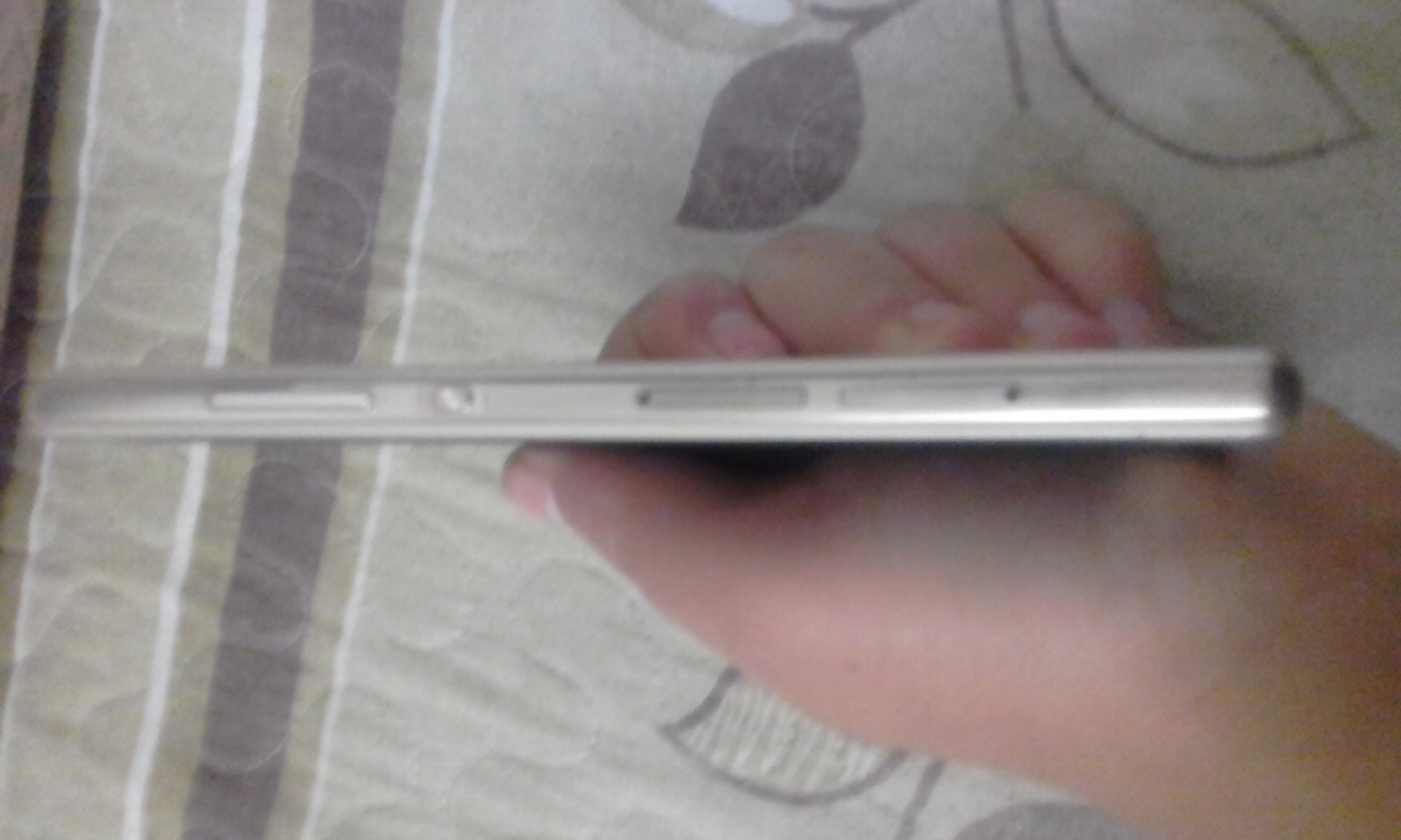 HUAWEI P8 lite
لا تنسَ أنك شاهدت هذا الإعلان في عنكبوت
الجهاز استخدام 2 شهرين بحاله وكاله مع...