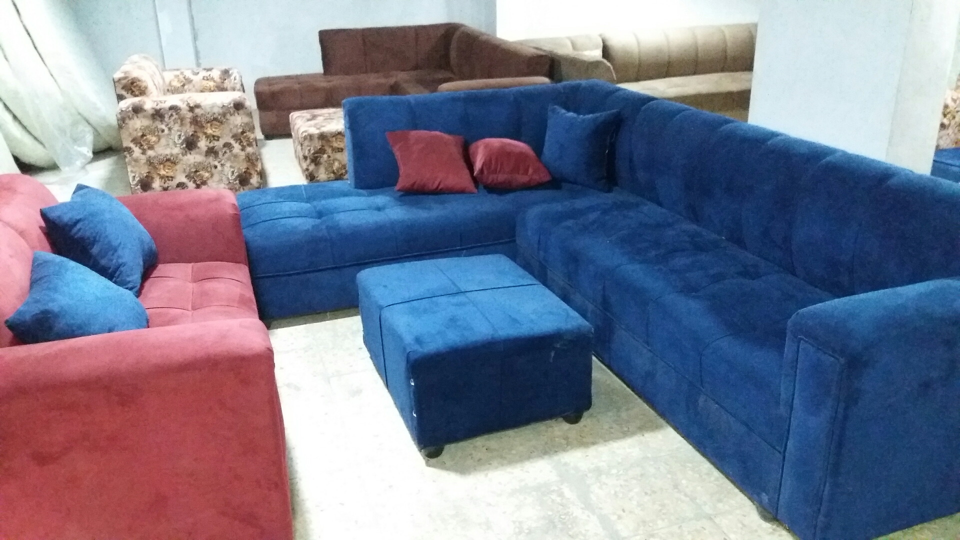 طقم كنب كورنر حرف ال مع بفه جاهز او تفصيل                                            


	 				لا تنسَ أنك شاهدت هذا الإعلان في عنكبوت            
	 				
                                طقم كنب حرف...