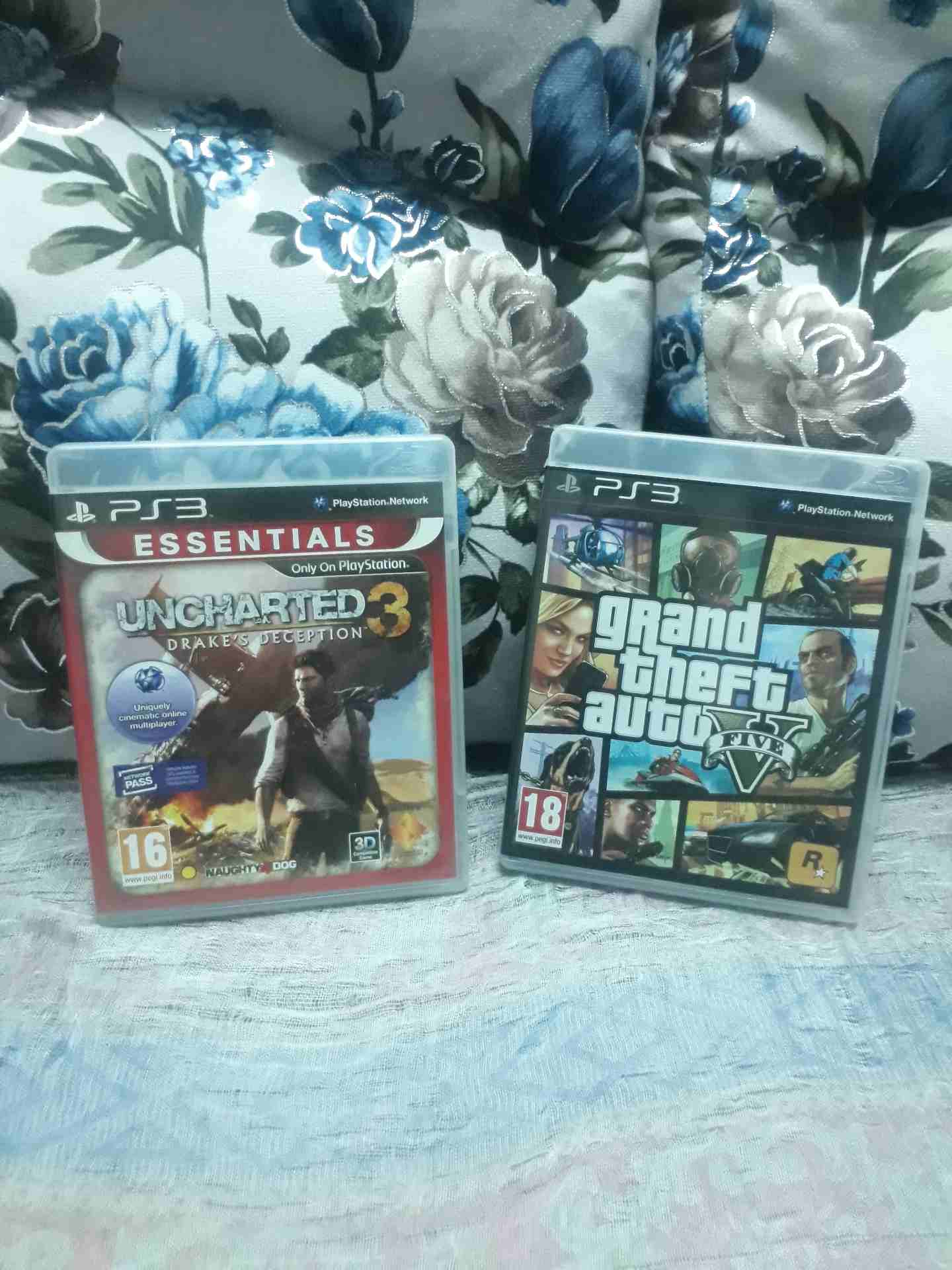 للبيع GTA V_UNCHARTED 3 ,Ps3 الكاسيتات وكاله لم تستخدم أبداً
لا تنسَ أنك شاهدت هذا الإعلان في عنكبوت...