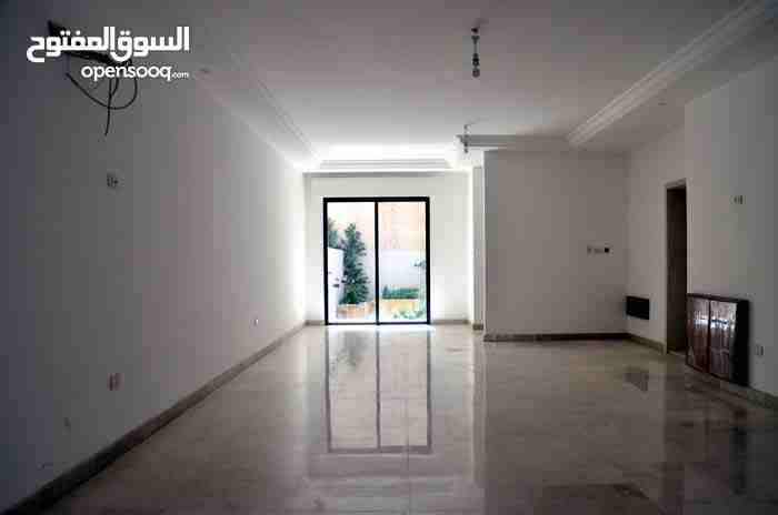 عبدون فيلا متلاصقه قرب تاج مول لم تسكن
لا تنسَ أنك شاهدت هذا الإعلان في عنكبوت
عبدون مقابل تاج مو...