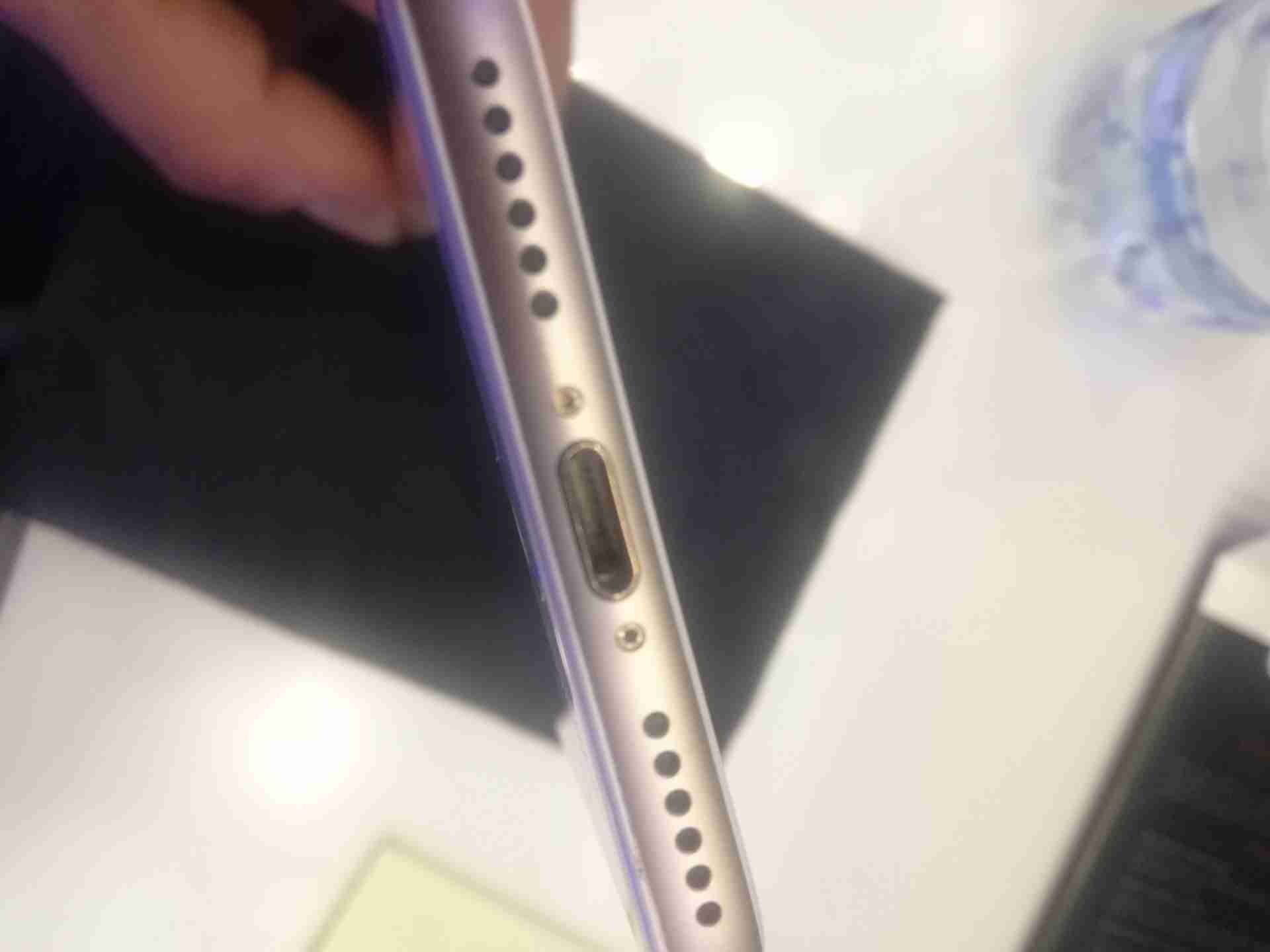 Ipone 7 Gold 128G                                            


	 				لا تنسَ أنك شاهدت هذا الإعلان في عنكبوت            
	 				
                                الجهاز ولا خدش نضيف بحالت الوكاله م...
