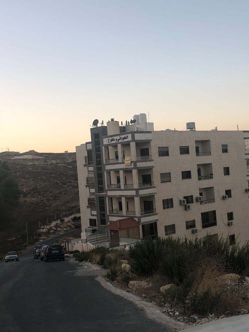 خلدا قريب من مدارس مودرن                                            


	 				لا تنسَ أنك شاهدت هذا الإعلان في عنكبوت            
	 				
                                3 نوم (1 ماستر ) 
3 حمامات...