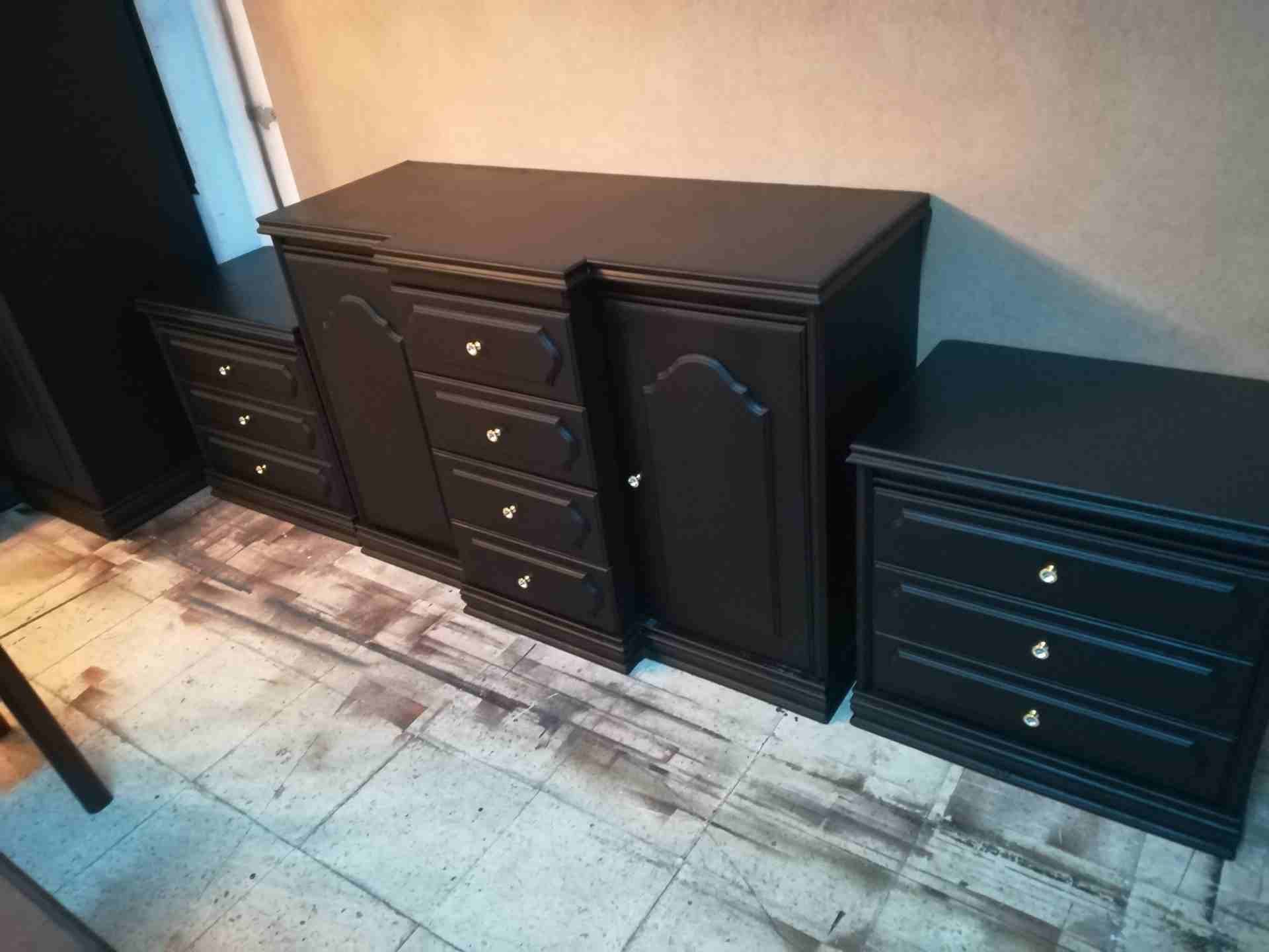 غرفه نوم لاتيه 18 في حاله جيده جدا
لا تنسَ أنك شاهدت هذا الإعلان في عنكبوت
الهاشمي الشمالي...