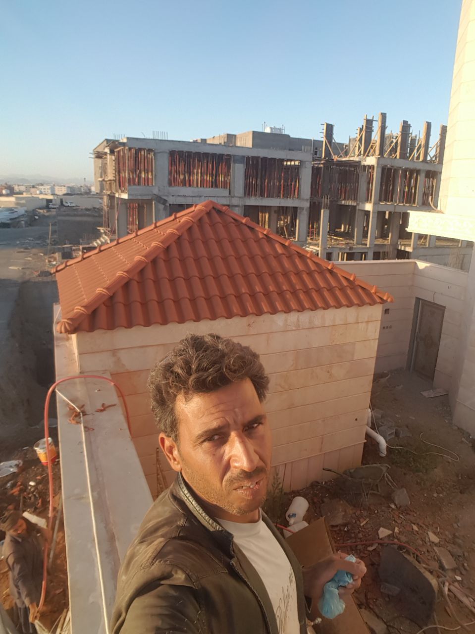فني مشبات قرميد شلالات نوافير مسابح
لا تنسَ أنك شاهدت هذا الإعلان في عنكبوت
قرميد معدني سواتر...