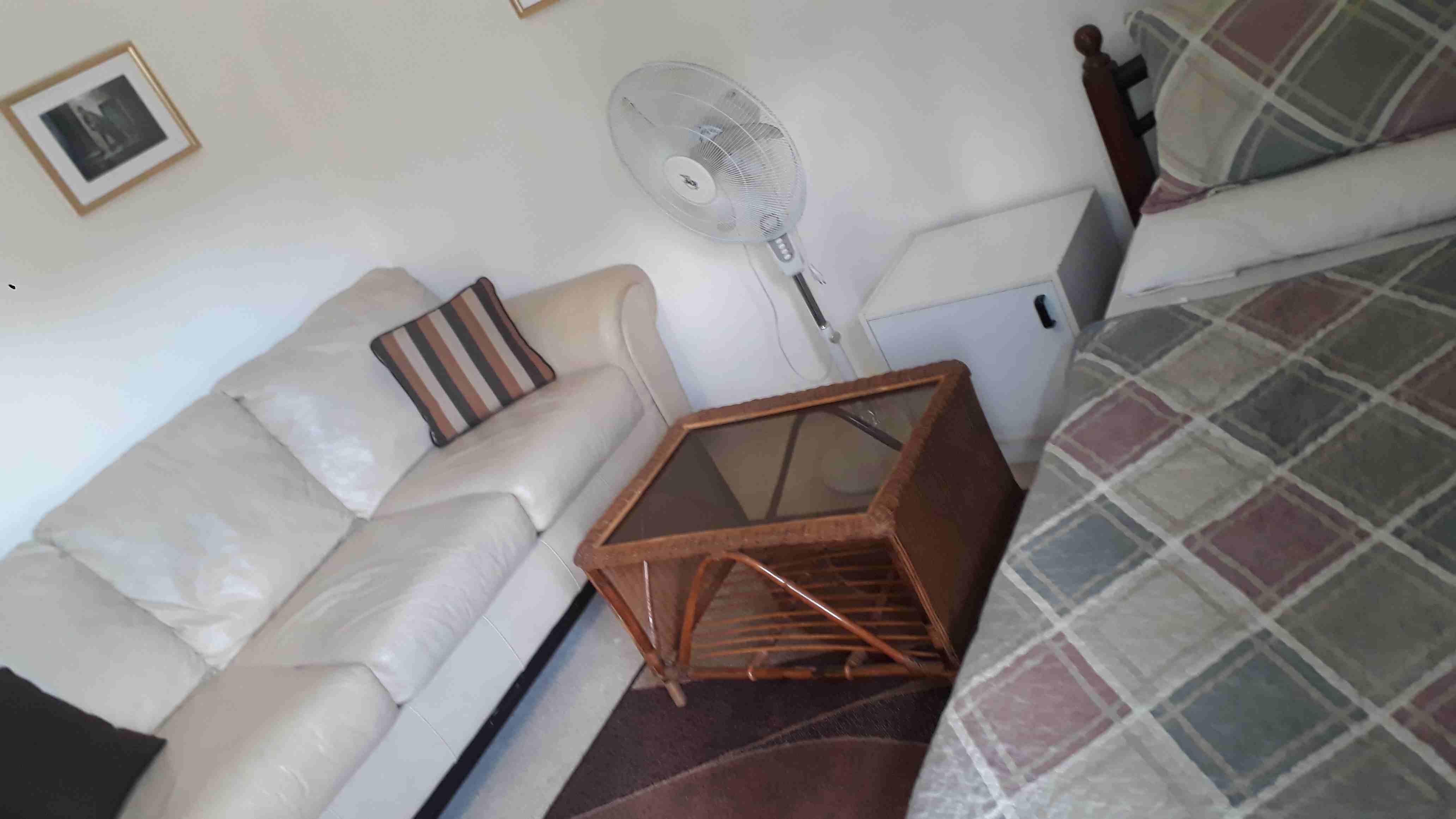 استوديو مفروش للايجار الجاردنز 220دينار
لا تنسَ أنك شاهدت هذا الإعلان في عنكبوت
ستوديو مفروش للاي...