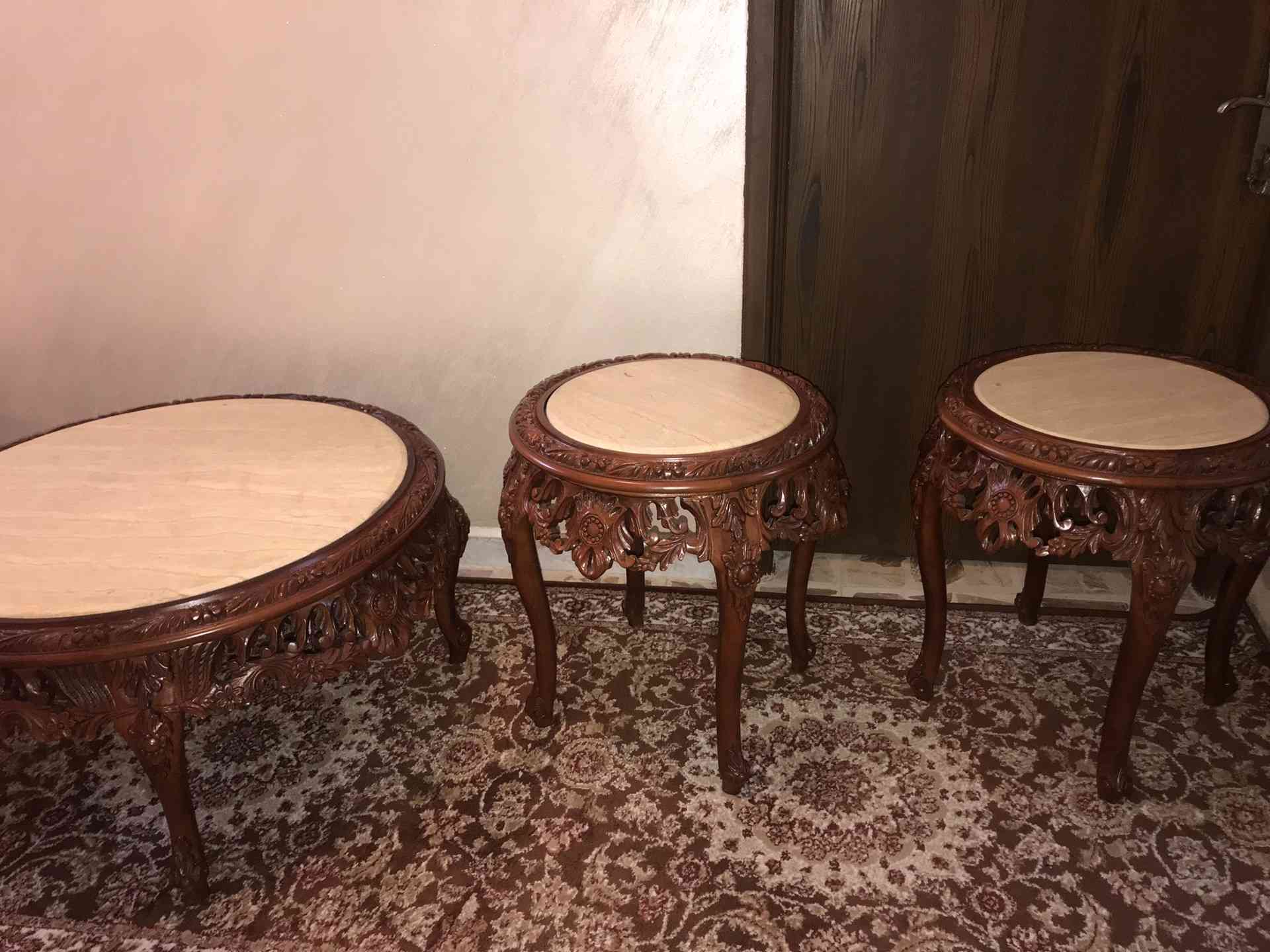 طقم طاولات مصري نظيف
لا تنسَ أنك شاهدت هذا الإعلان في عنكبوت
طقم طاولات زان مصري نظيف رخام...